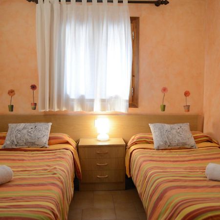Hostal La Cuineta De Cal Triuet Gósol Exteriör bild