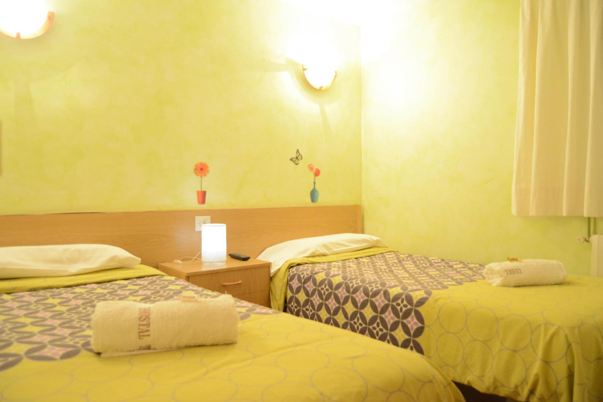 Hostal La Cuineta De Cal Triuet Gósol Rum bild