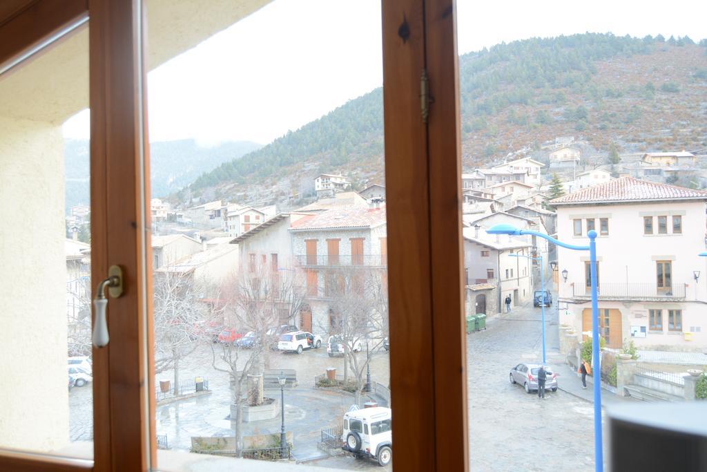 Hostal La Cuineta De Cal Triuet Gósol Rum bild